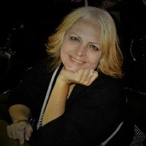 Meet your Posher, Lynnette